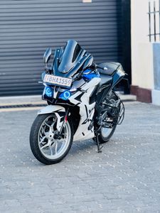 Bajaj Pulsar RS200 2019 for Sale