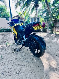 Bajaj Pulsar RS200 2015 for Sale Bajaj Pulsar RS200 2015 for Sale