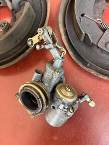 Bajaj Re 2002 Carburetor with Dail Plates for Sale Bajaj Re 2002 Carburetor with Dail Plates for Sale