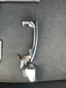 Benz W212 Left Rear and Front Door Handle for Sale Benz W212 Left Rear and Front Door Handle for Sale