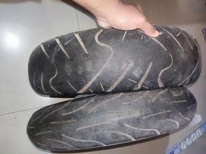 මෝටර්බයික් ටයර් 2ක් 110/ 70 /17 for Sale මෝටර්බයික් ටයර් 2ක් 110/ 70 /17 for Sale