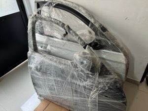 BMW E90 320 Doors for Sale