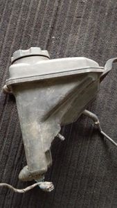 BMW X1 Wiper washar tank for Sale