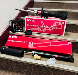 Brand New Japan KYB Shock Absorbers Toyota Vitz for Sale