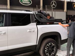 BYD Shark 6 Hamer Electric Rollshutter & Roll Bar for Sale