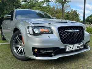 Chrysler 300 C300 V6 3600CC 2012 for Sale