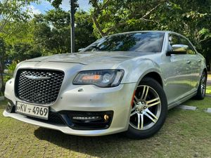 Chrysler 300 V6 3600CC 2013 for Sale