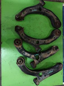 Daihatsu Mira LA300 Lower Arm for Sale