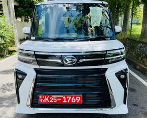Daihatsu Tanto Custom X 2024 for Sale