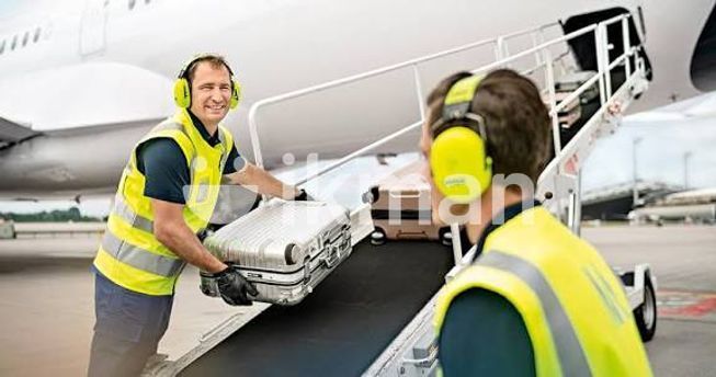 9dcee5d9-6a0d-489a-b34a-0d663839e36c