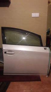 Front Right Side Door for Sale