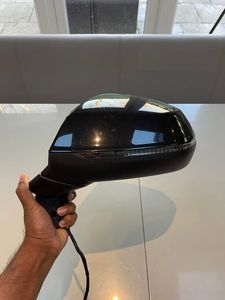 Genuine Audi Q7 S Line 2018 complete side mirror - P/S for Sale