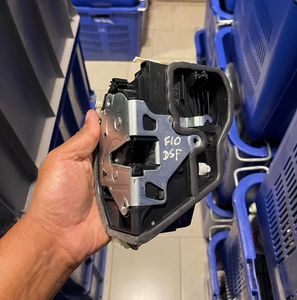 Genuine BMW 5 Series 520d F10 2015 Door Lock for Sale