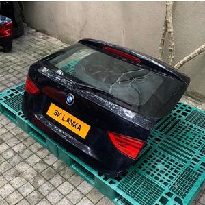 Genuine BMW X1 2012 dicky tailgate complete for Sale