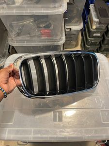 Genuine Bmw X5 2017 F15 M Sport Front Bumper Kidney Grille for Sale Genuine Bmw X5 2017 F15 M Sport Front Bumper Kidney Grille for Sale