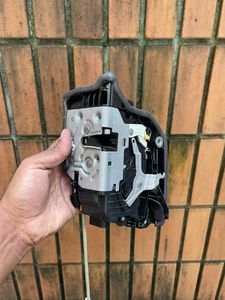 Genuine Bmw X5 F15 M Sport 2018 Door Soft Close Locks for Sale
