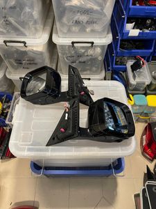Genuine Land Rover Defender 2025 complete side mirrors for Sale