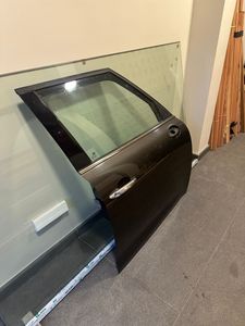 Genuine Mini Countryman 2014 Driver Front Door Complete for Sale Genuine Mini Countryman 2014 Driver Front Door Complete for Sale