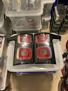 Genuine Range Rover Vogue Facelift L405 2019 Rear Led Lights for Sale Genuine Range Rover Vogue Facelift L405 2019 Rear Led Lights for Sale