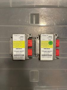 Genuine Tesla Model S 2015 3 X Y Airbag SRS module for Sale Genuine Tesla Model S 2015 3 X Y Airbag SRS module for Sale
