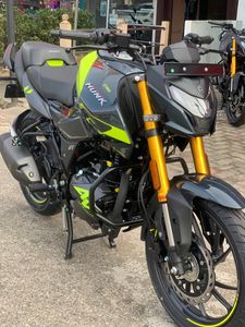 Hero Hunk 160 R 2025 for Sale