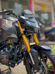 Hero Hunk 160R 2026 for Sale