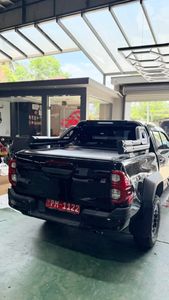 Hilux GR 2025 Hamer Electric Roll Shutter & Night Fury Bar for Sale