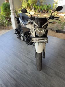 Honda CB Hornet 160 R 2016 for Sale Honda CB Hornet 160 R 2016 for Sale
