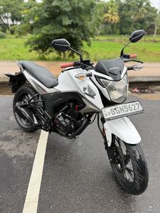 Honda CB Hornet 160R 2017 for Sale Honda CB Hornet 160R 2017 for Sale