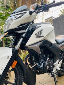 Honda CB Hornet 2017 for Sale Honda CB Hornet 2017 for Sale