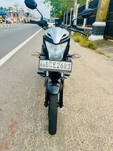 Honda CB Trigger Black 2015 for Sale