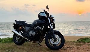 Honda CB4 Version R 2000 for Sale