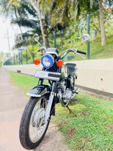 Honda CD 125 Benly 2000 for Sale