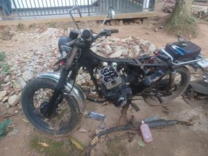 Honda CD 125 Selling for Parts 1982 for Sale