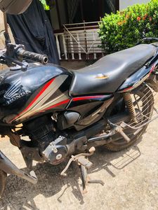 Honda CB Shine 2015 for Sale