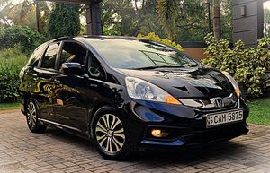 Honda Fit Shuttle Navi-Premium (GP 2) 2014 for Sale