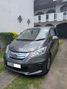 Honda Freed 2013 for Sale