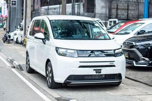 Honda Freed Air EX Hybrid 2025 for Sale