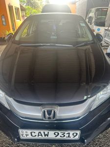 Honda Grace 2015 for Sale