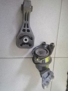 Honda Insight two Engine Mount for Sale
