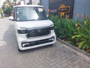 Honda N-Box CUSTOM 2025 for Sale