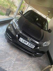 Honda Vezel 2015 for Sale