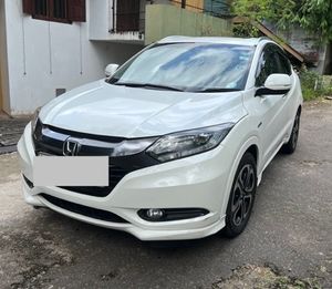 Honda Vezel 2016 for Sale