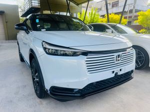 Honda Vezel E Play Moon Roof 2024 for Sale