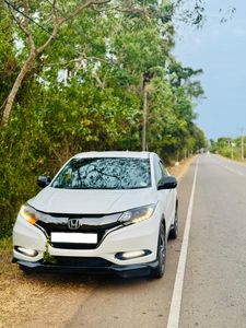Honda Vezel RS 2017 for Sale