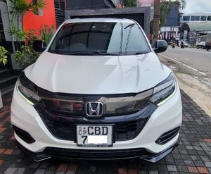 Honda Vezel RS 2018 for Sale