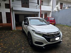 Honda Vezel RS 2018 for Sale