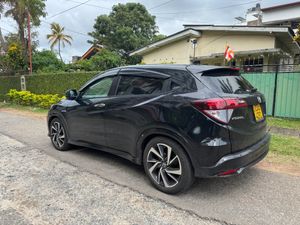 Honda Vezel RS Sensing 2017 for Sale