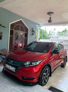 Honda Vezel RS Sensing 2017 for Sale