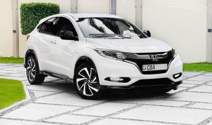 Honda Vezel RS Sensing 2018 for Sale